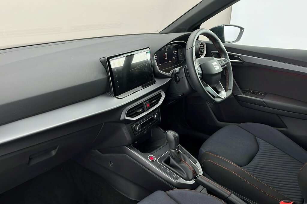 Seat Arona Fr Black Edition 1.5 Tsi Evo 150 7-Speed Ds Black #2