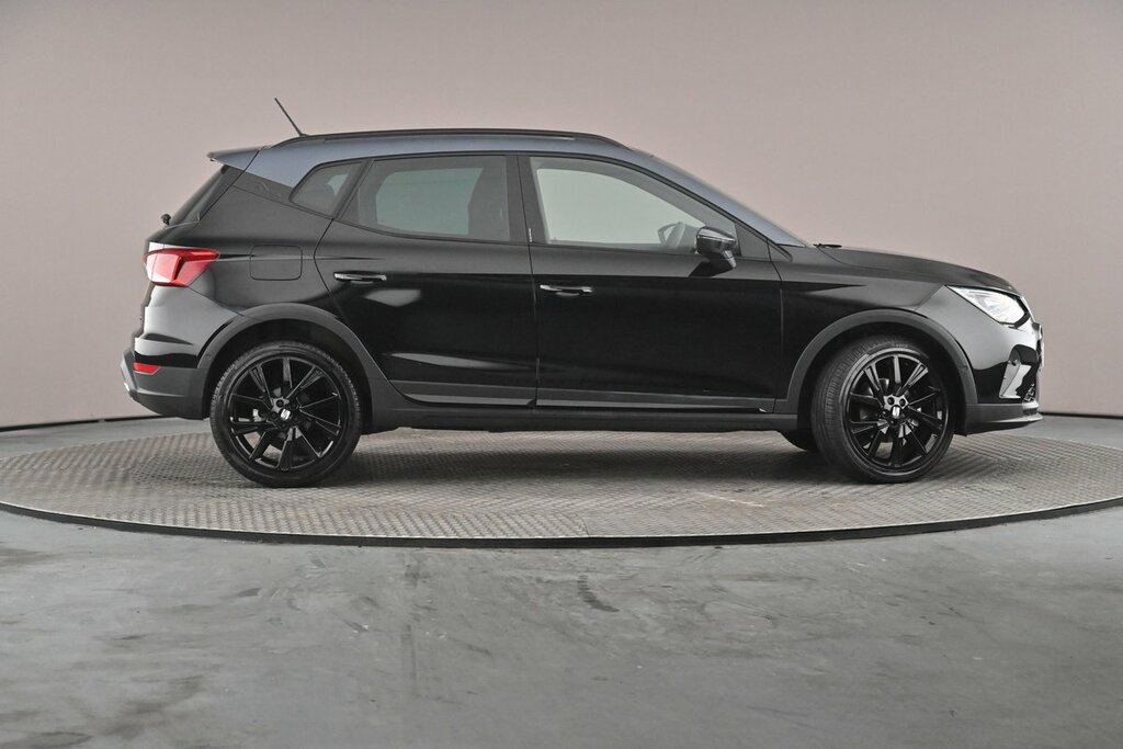 Seat Arona Fr Black Edition 1.5 Tsi Evo 150 7-Speed Ds Black #4