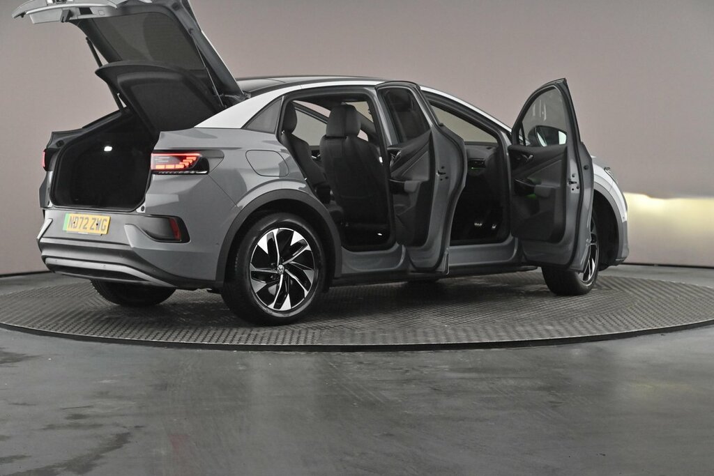 Volkswagen ID.5 Pro 77Kwh Style Suv 174 Ps Black #41
