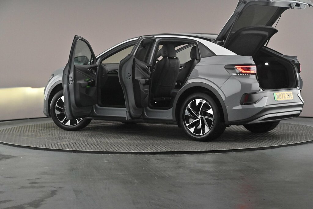 Volkswagen ID.5 Pro 77Kwh Style Suv 174 Ps Black #39