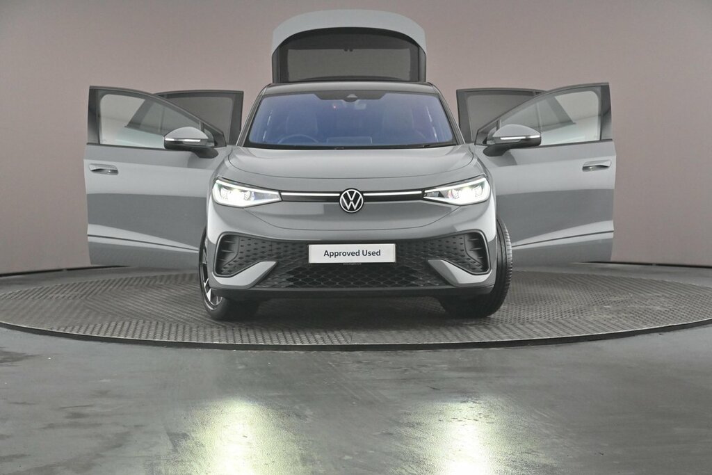 Volkswagen ID.5 Pro 77Kwh Style Suv 174 Ps Black #34