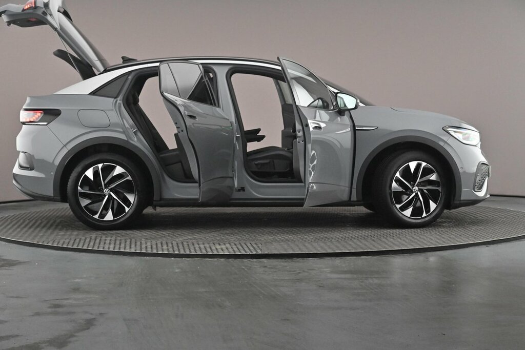 Volkswagen ID.5 Pro 77Kwh Style Suv 174 Ps Black #42