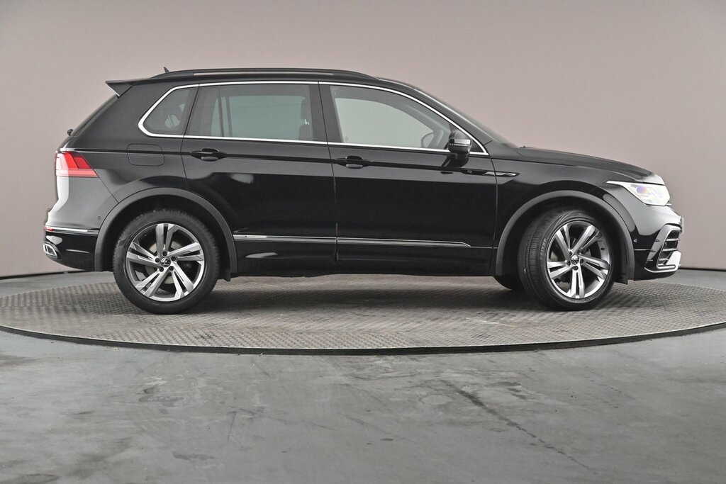 Volkswagen Tiguan R-line Edition 1.5 Tsi 150Ps 7-Speed Dsg Black #4
