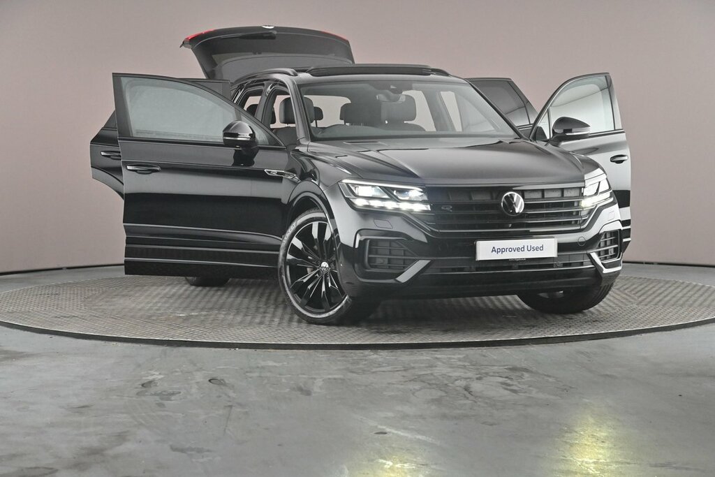 Volkswagen Touareg Black Edition Grey #37