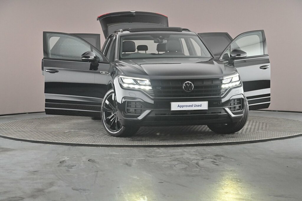 Volkswagen Touareg Black Edition Grey #38