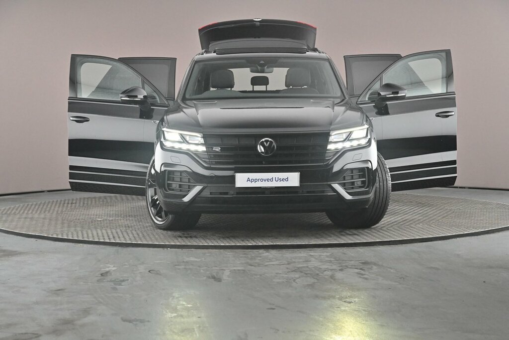 Volkswagen Touareg Black Edition Grey #39