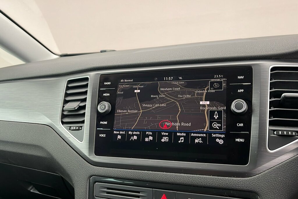 Volkswagen Golf SV Match 1.5 Tsi Evo 130 Ps 6-Speed Red #13