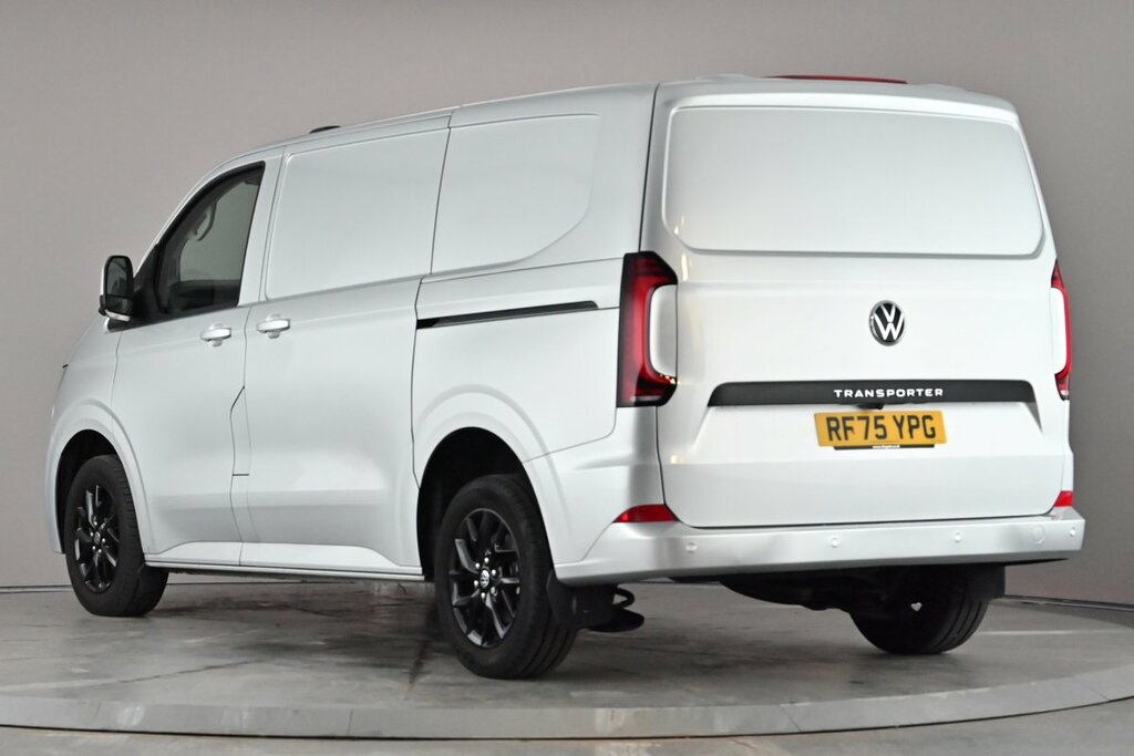 Volkswagen Transporter T32 Panel Van Commerce Pro Swb 150 Ps 2.0 Tdi 8Sp Grey #3