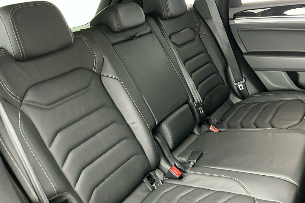 Volkswagen Touareg 3.0 V6 Tdi 4Motion Black Edition Tip White #10