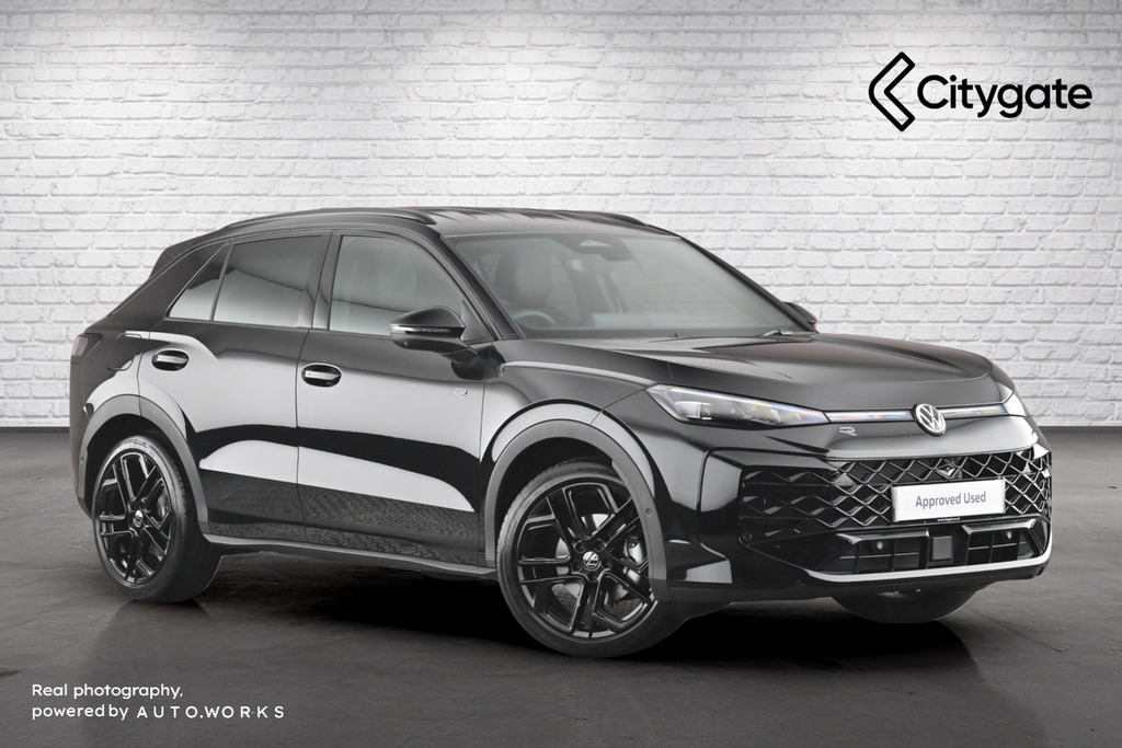 Volkswagen T-Roc R-line 1.5 Etsi 150 Ps 7-Speed Dsg Black