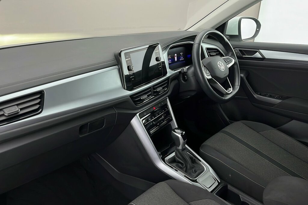 Volkswagen T-Roc Life 1.5 Tsi 150Ps 7-Speed Dsg White #2