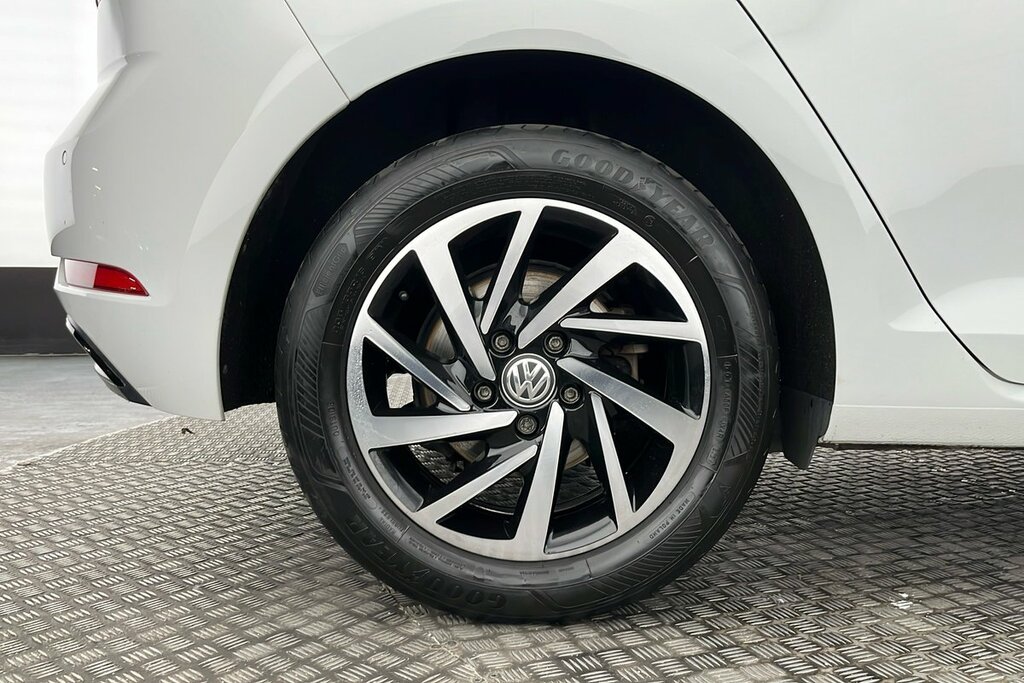 Volkswagen Golf Match Edition 1.5 Tsi Evo 150Ps 7-Speed Dsg White #4