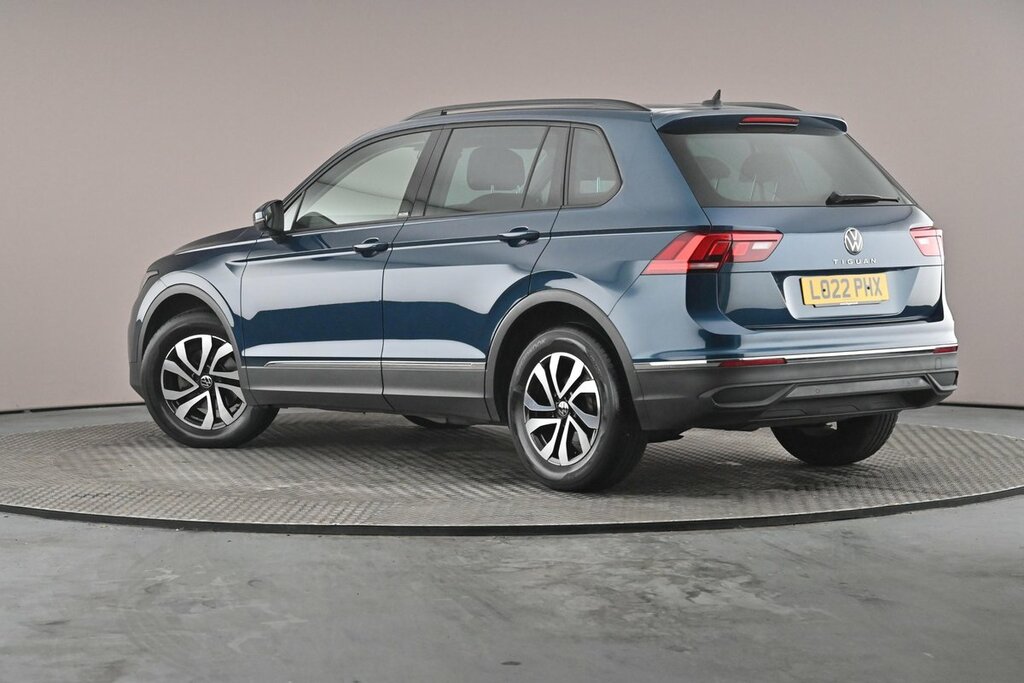 Volkswagen Tiguan Active 1.5 Tsi 130Ps 6-Speed Blue #3