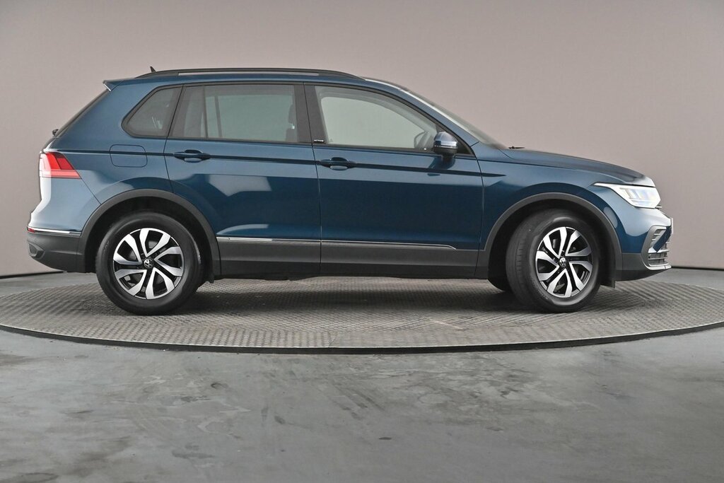 Volkswagen Tiguan Active 1.5 Tsi 130Ps 6-Speed Blue #4