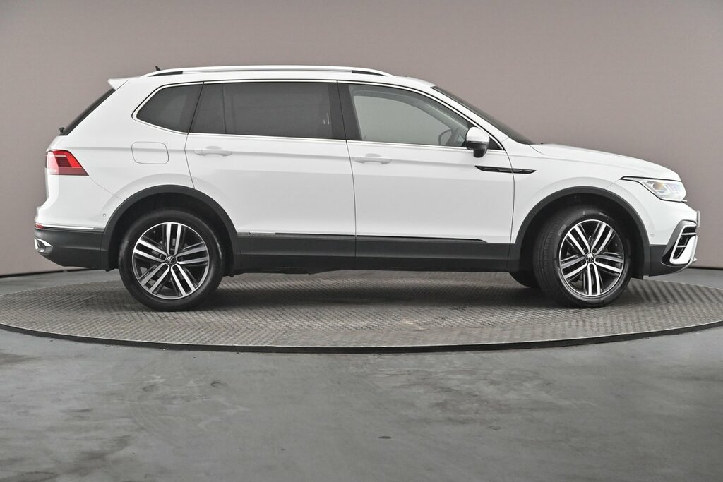 Volkswagen Tiguan Allspace Elegance 1.5 Tsi 150Ps 7-Speed Dsg White #4