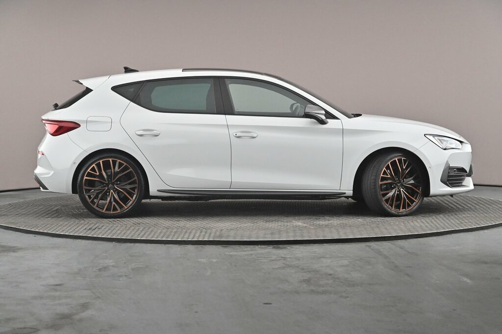 Cupra Leon Hatch Vz2 Design Edition 1.4 E-hybrid Afv White #4