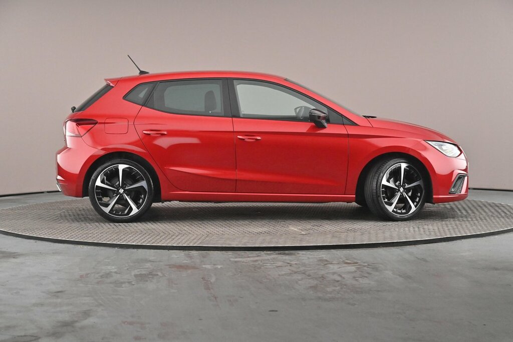 Seat Ibiza Fr Sport 1.0 Tsi 95 5-Speed Red #4