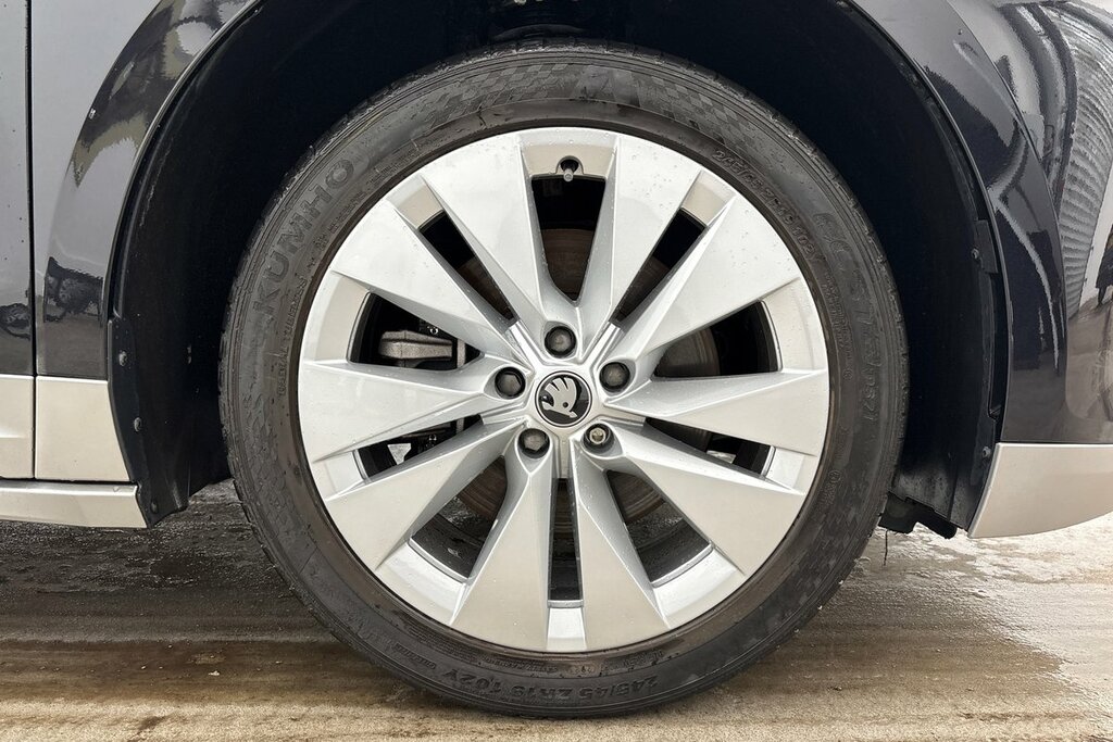 Skoda ENYAQ Se L 60 63 Kwh 204 Ps Single Speed Black #5