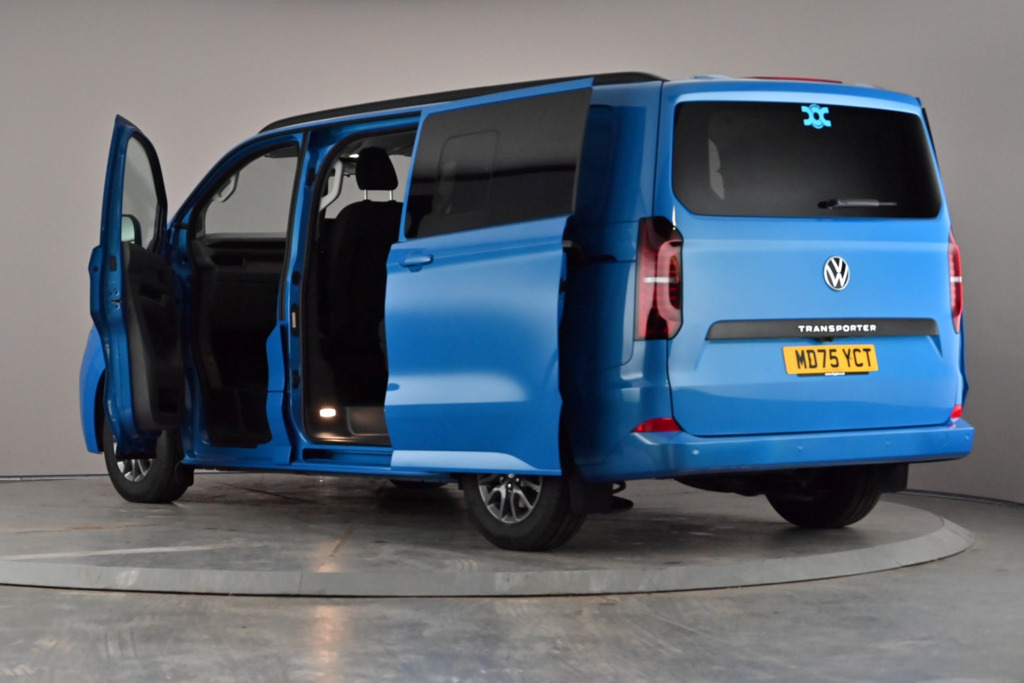Volkswagen Transporter T30 Kombi Commerce Pro Swb 150 Ps 2.0 Tdi 8Sp Blue #2