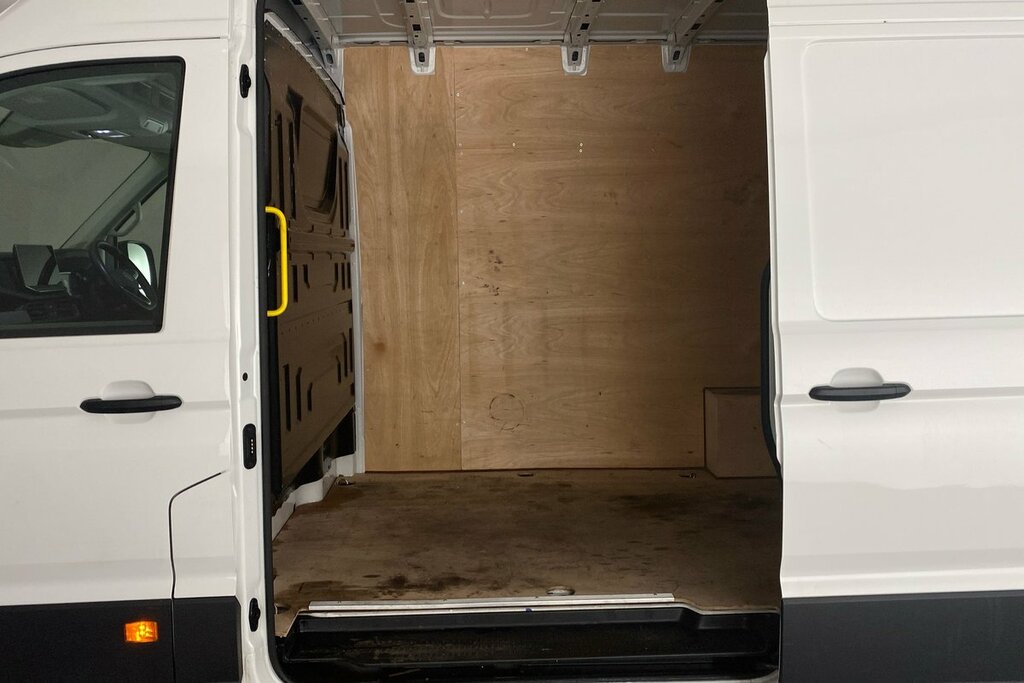 Volkswagen Crafter 2.0 Tdi 163Ps Commerce Plus High Roof-rwd-delivery White #9