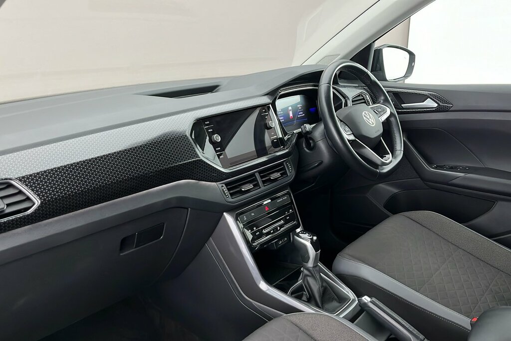 Volkswagen T-Cross Sel 1.5 Tsi Evo 150Ps 7-Speed Dsg Black #2