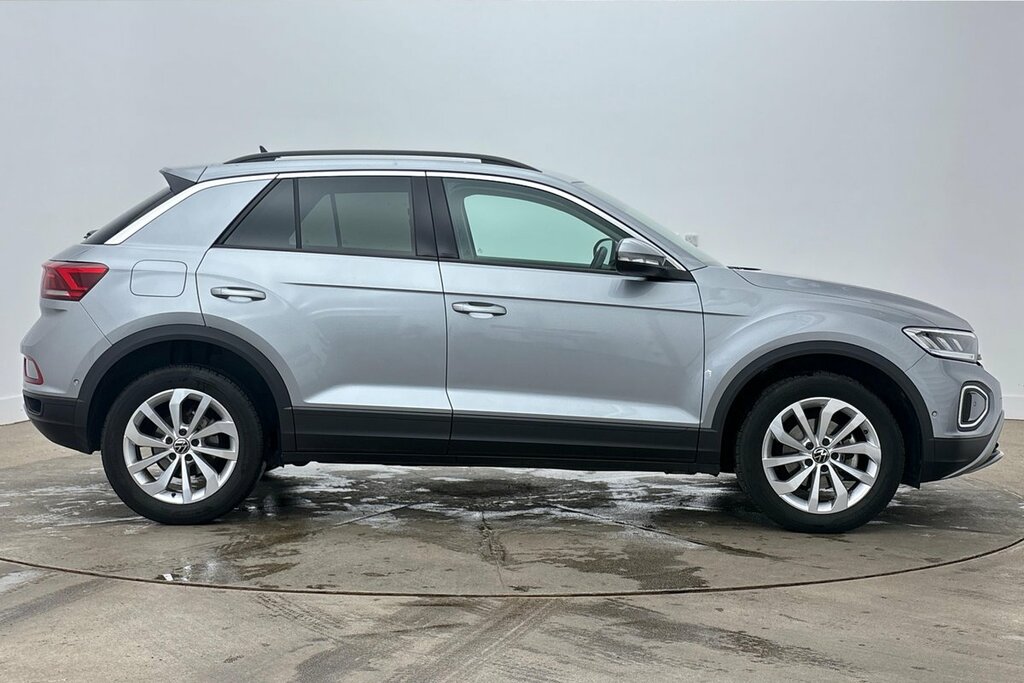 Volkswagen T-Roc Match 1.5 Tsi 150Ps 6-Speed Silver #4