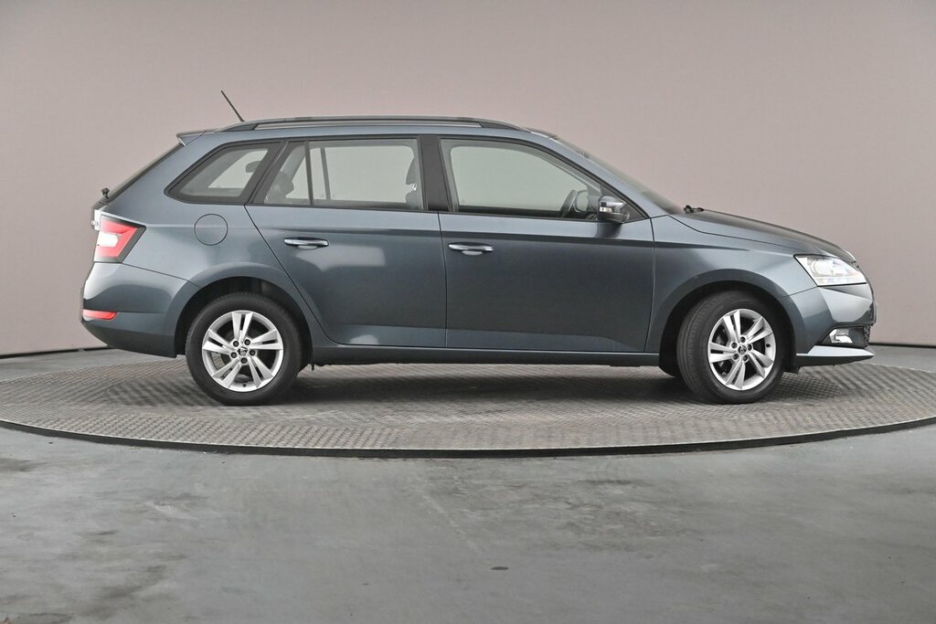 Skoda Fabia Se 1.0 Mpi 75 Ps 5G Man Grey #4