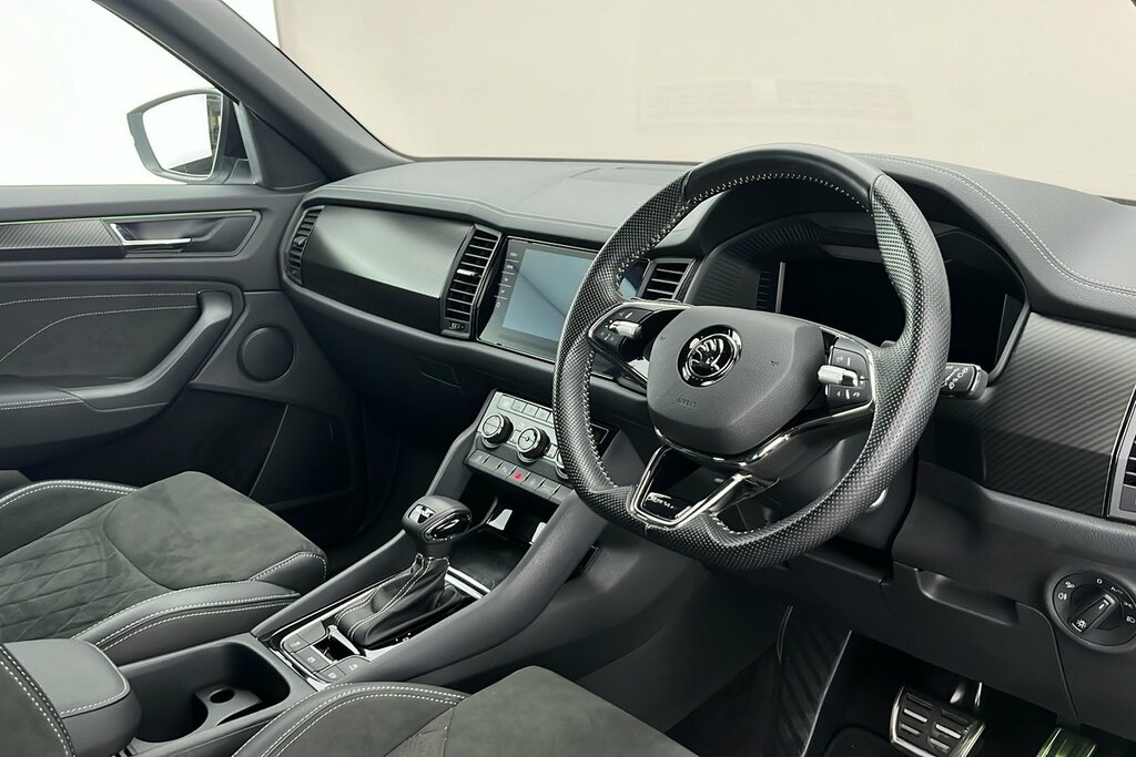 Skoda Kodiaq Sportline 7 Seats 1.5 Tsi 150 Ps Dsg Silver #6