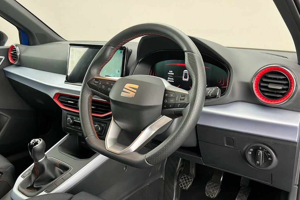 Seat Arona Fr 1.0 Tsi 115 6-Speed Blue #6