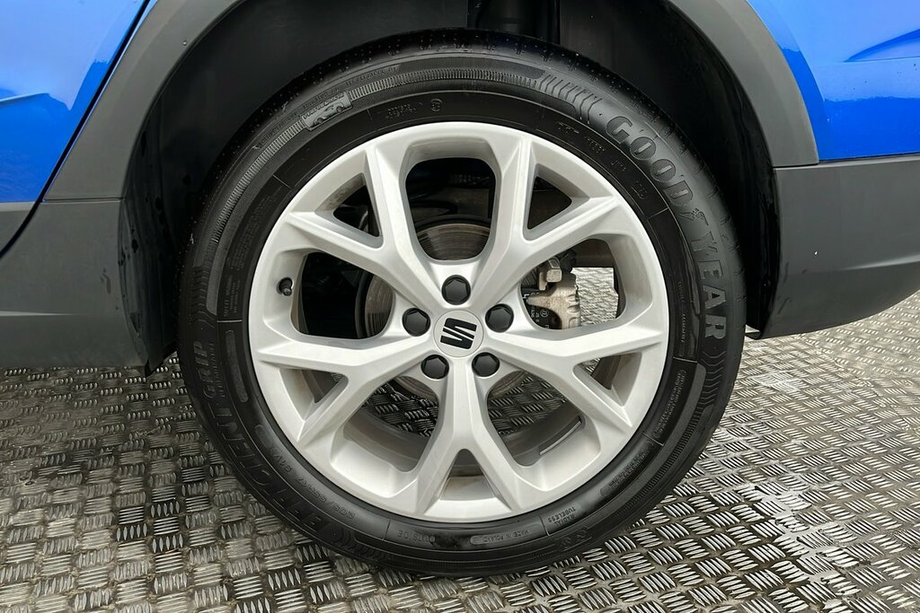 Seat Arona Fr 1.0 Tsi 115 6-Speed Blue #5
