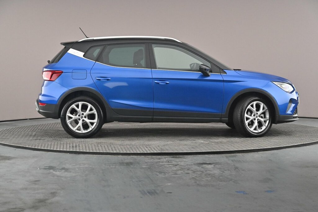 Seat Arona Fr 1.0 Tsi 115 6-Speed Blue #4