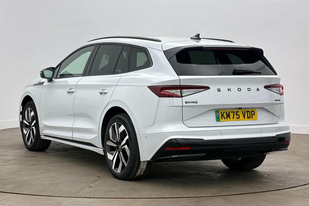Skoda ENYAQ Sportline 85X 82 Kwh 286 Ps Single Speed 4X4 White #2