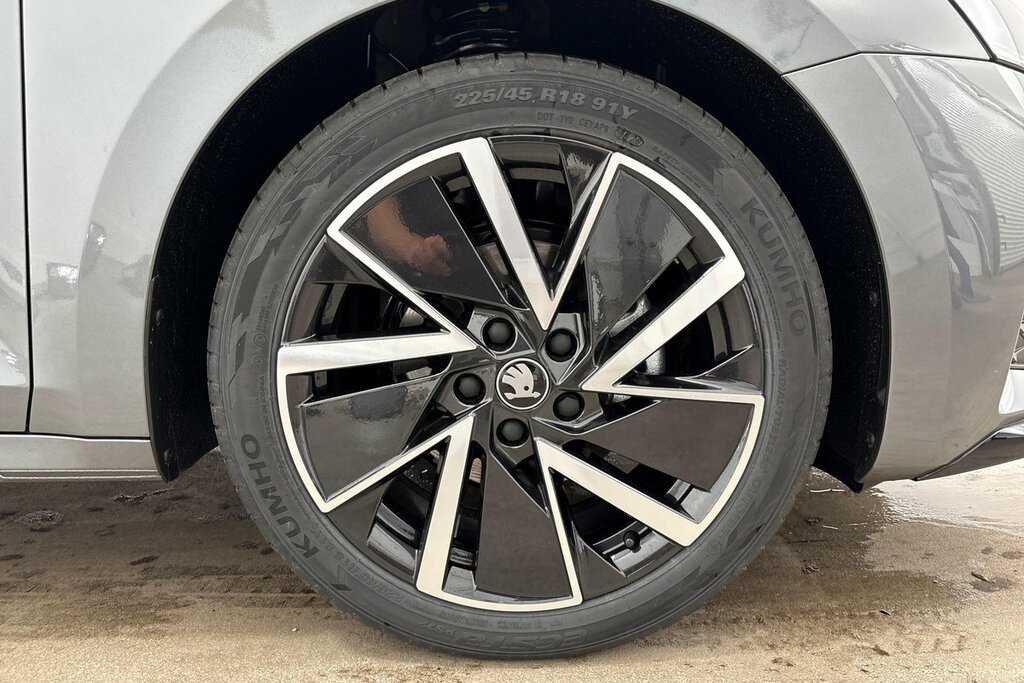 Skoda Octavia Sportline 1.5 Tsi E-tec 150 Ps Dsg Grey #5
