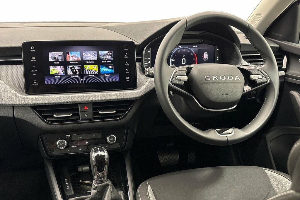 Skoda Scala Se Edition 1.0 Tsi 116 Ps Dsg White #2