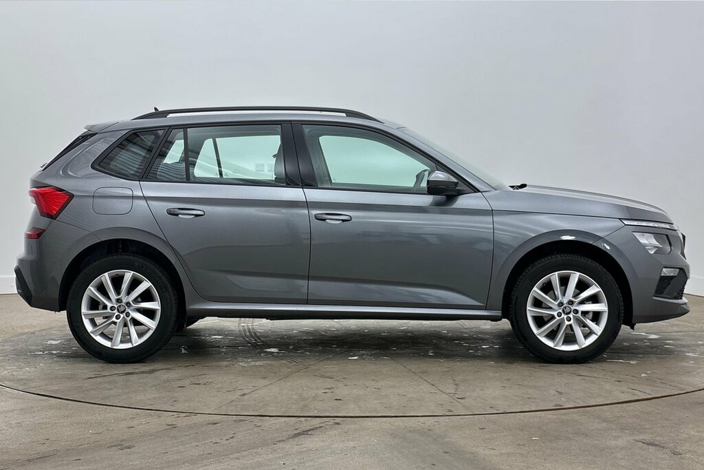 Skoda Kamiq Se Edition 1.0 Tsi 116 Ps Dsg Grey #4