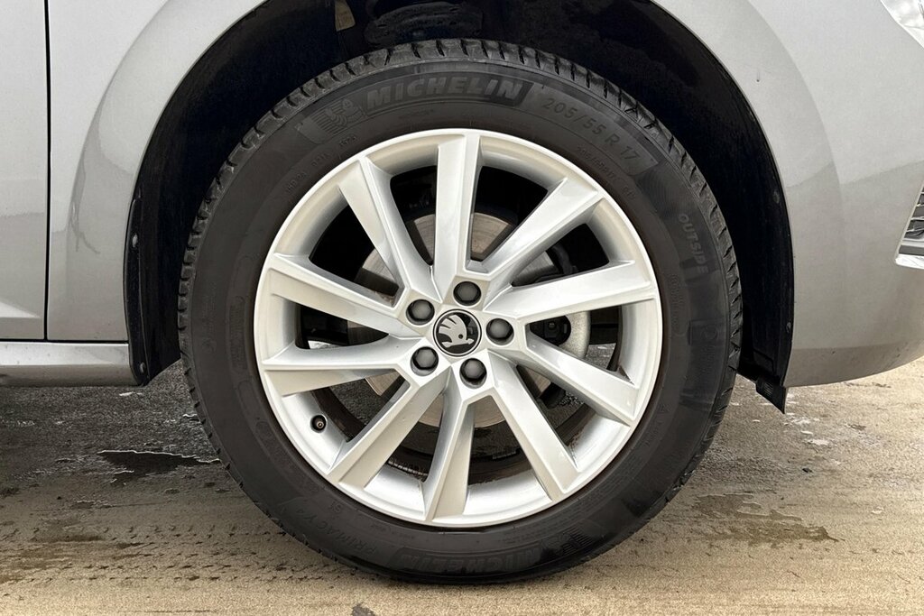 Skoda Kamiq Se Edition 1.0 Tsi 116 Ps Dsg Grey #5