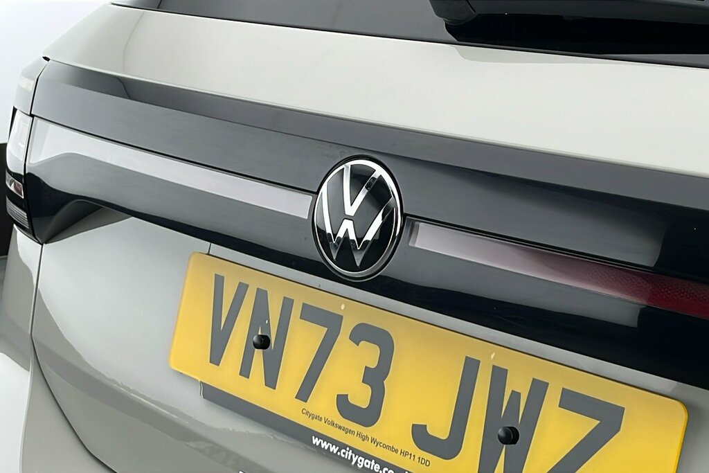 Volkswagen T-Cross Mark 1 Facelift 1.0 Tsi 115Ps R-line Dsg Silver #24