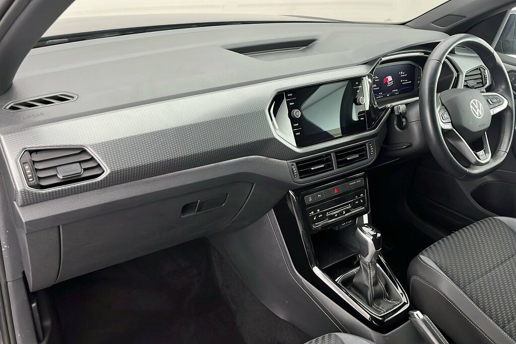 Volkswagen T-Cross R-line 1.5 Tsi Evo 150Ps 7-Speed Dsg Grey #2