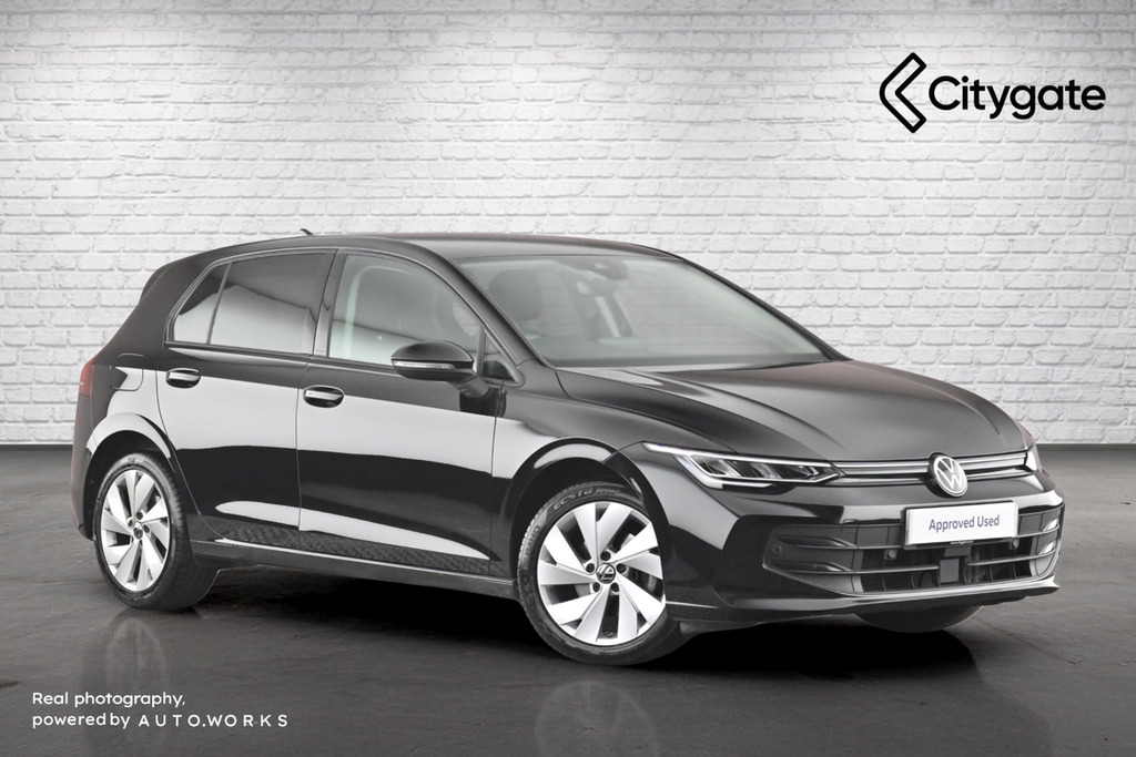Volkswagen Golf Hatch Match 1.5 Tsi 150Ps 6-Speed Black