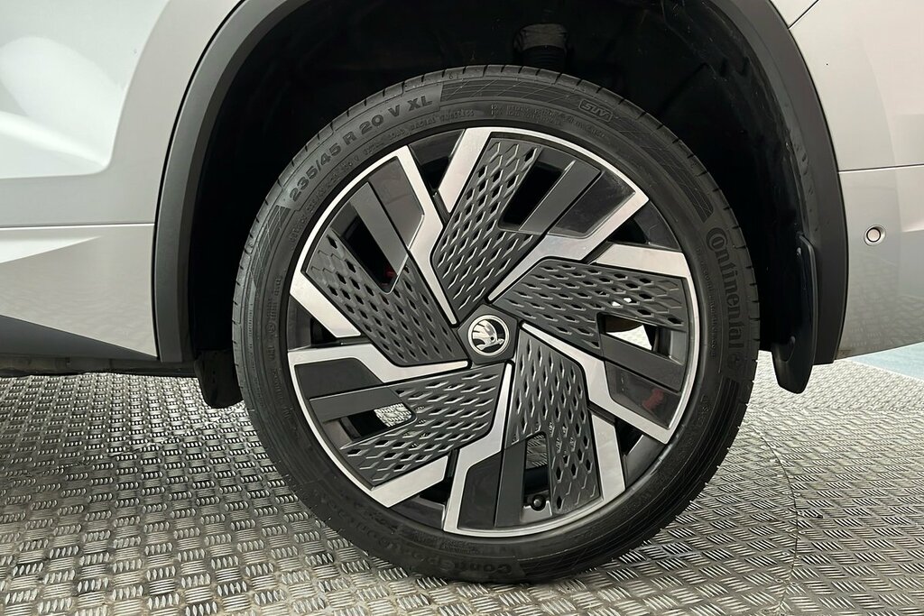 Skoda Kodiaq Vrs 7 Seats 2.0 Tsi 245 Ps 4X4 Dsg Silver #5