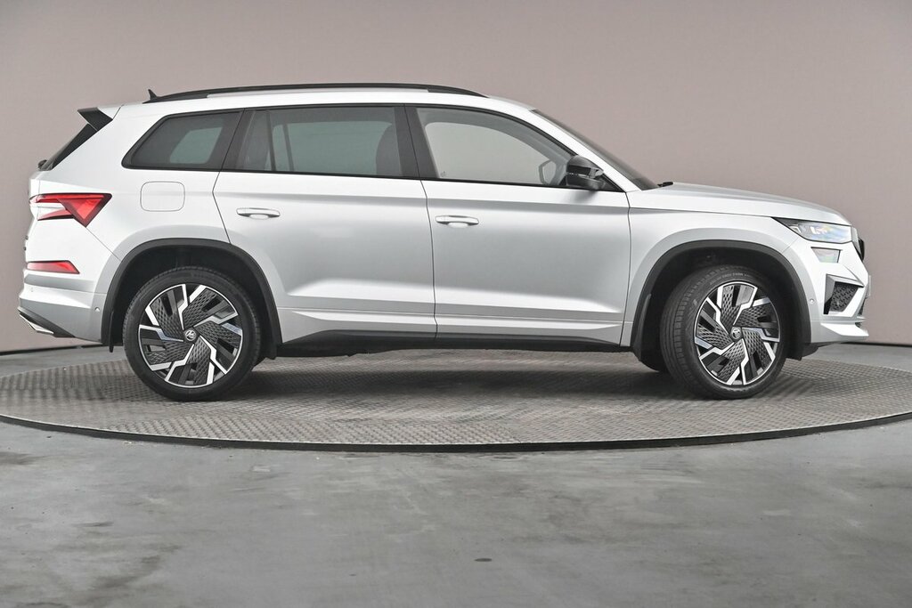Skoda Kodiaq Vrs 7 Seats 2.0 Tsi 245 Ps 4X4 Dsg Silver #4