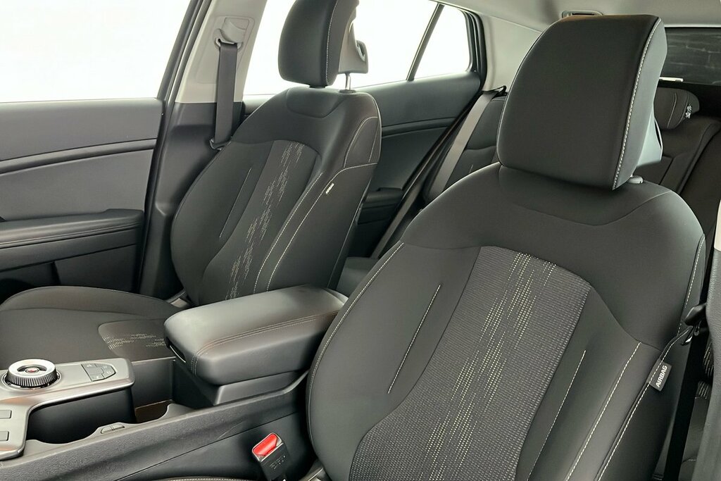 Kia Sportage 1.6 H T Gdi Gt Line S Suv Hybrid Black #25