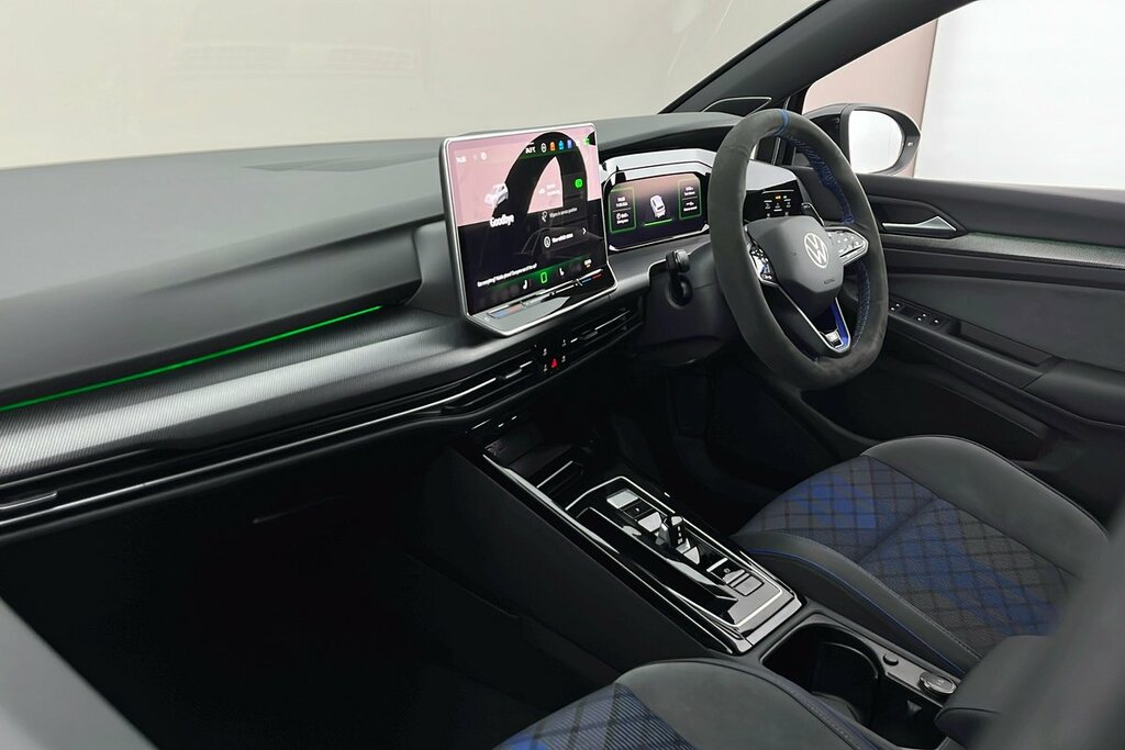 Volkswagen Golf Hatch R Black Edition 2.0 Tsi 4Motion 333Ps 7-Spee Black #5