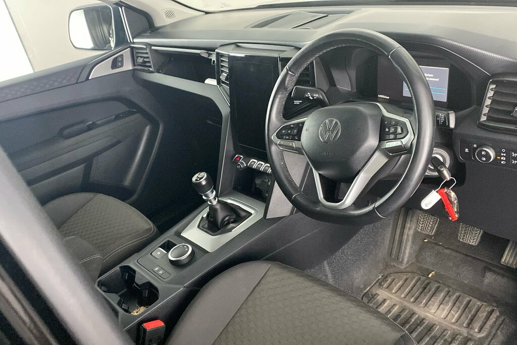 Volkswagen Amarok Life 170 Ps 2.0 Tdi 6Sp 4Motion Black #6