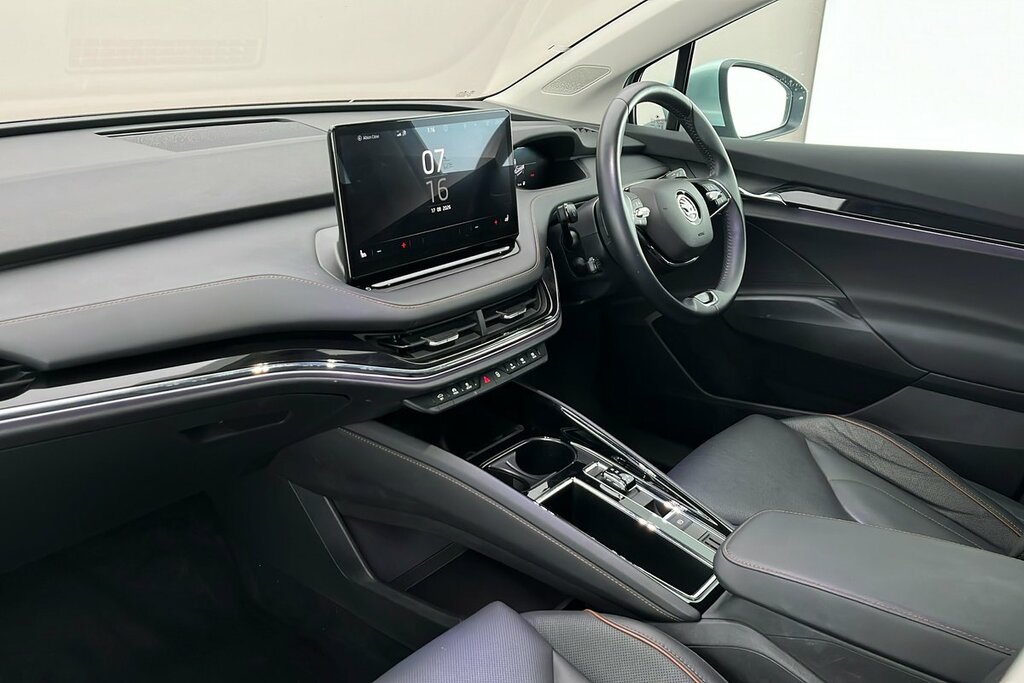 Skoda ENYAQ 80 Suite 82 Kwh 204 Ps Single Speed Silver #2