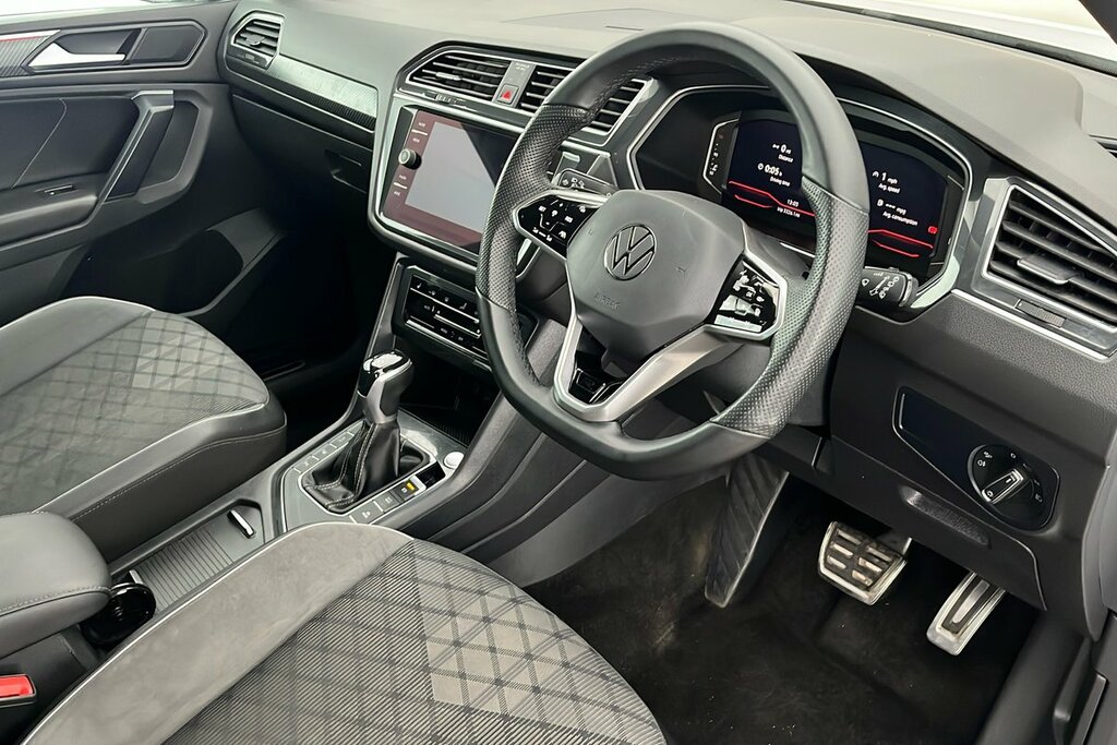 Volkswagen Tiguan R-line 1.5 Tsi 150Ps 7-Speed Dsg White #6