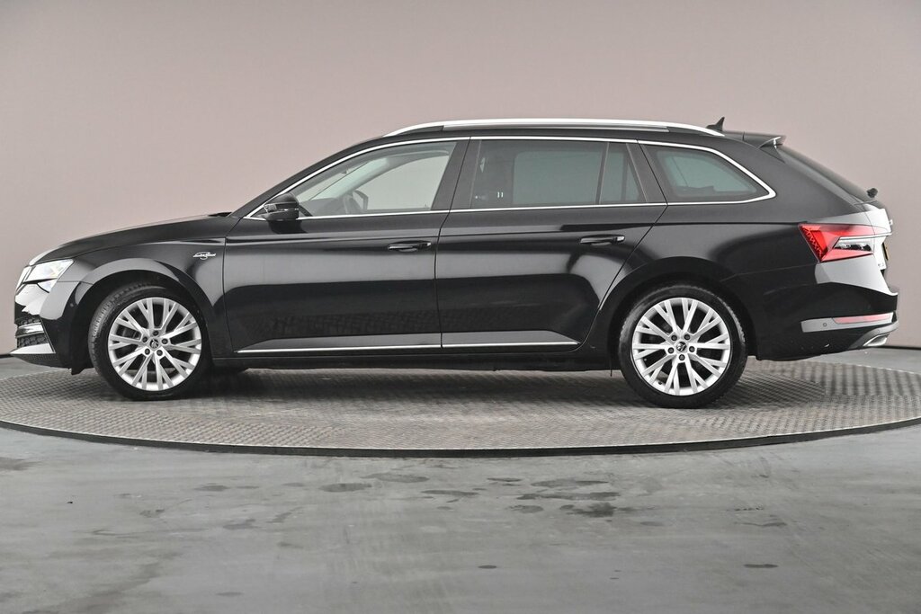Skoda Superb Skoda Estate 2.0 Tdi Cr Se L Dsg Black #30
