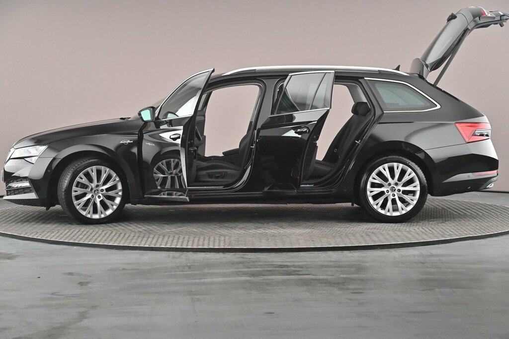 Skoda Superb Skoda Estate 2.0 Tdi Cr Se L Dsg Black #39