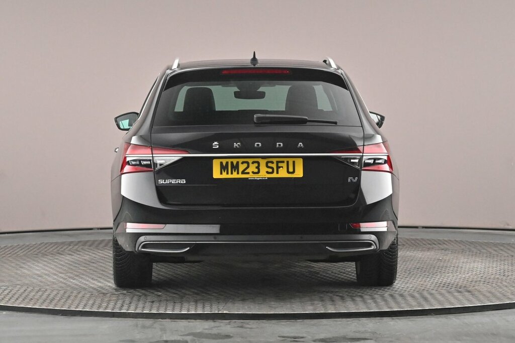 Skoda Superb Skoda Estate 2.0 Tdi Cr Se L Dsg Black #8