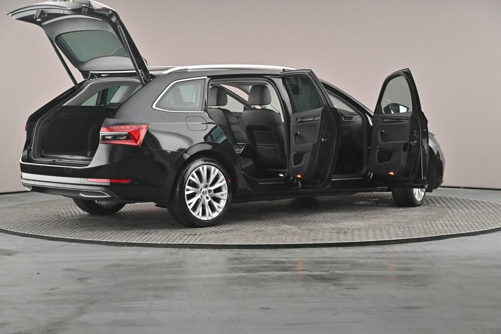 Skoda Superb Skoda Estate 2.0 Tdi Cr Se L Dsg Black #42